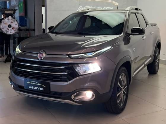 FIAT TORO 2.0 16V TURBO DIESEL VOLCANO 4WD AT9 FIAT TORO 2.0 16V TURBO DIESEL VOLCANO 4WD AT9